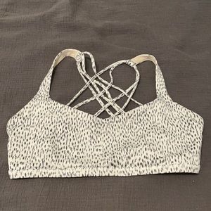 Lululemon free to be wild bra